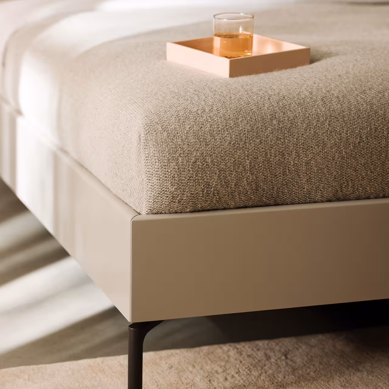 Bett Complete Anna beige Fußteil in Schlafzimmer