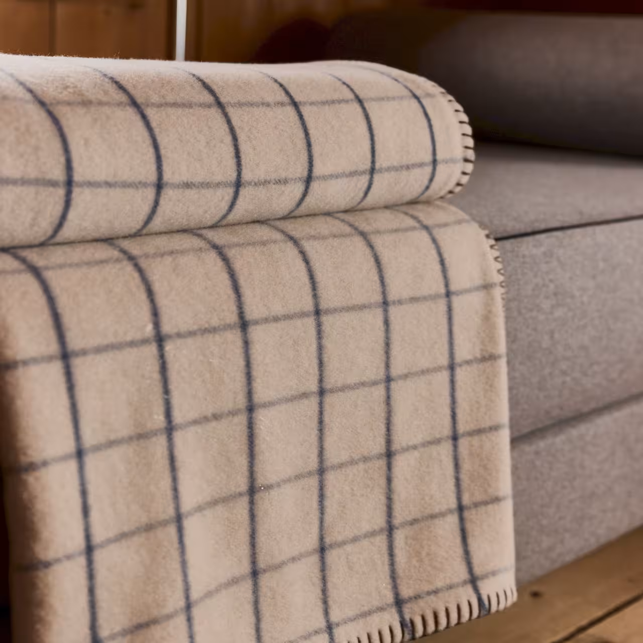 Wolldecke, Beige, Karomuster, Fransen, 