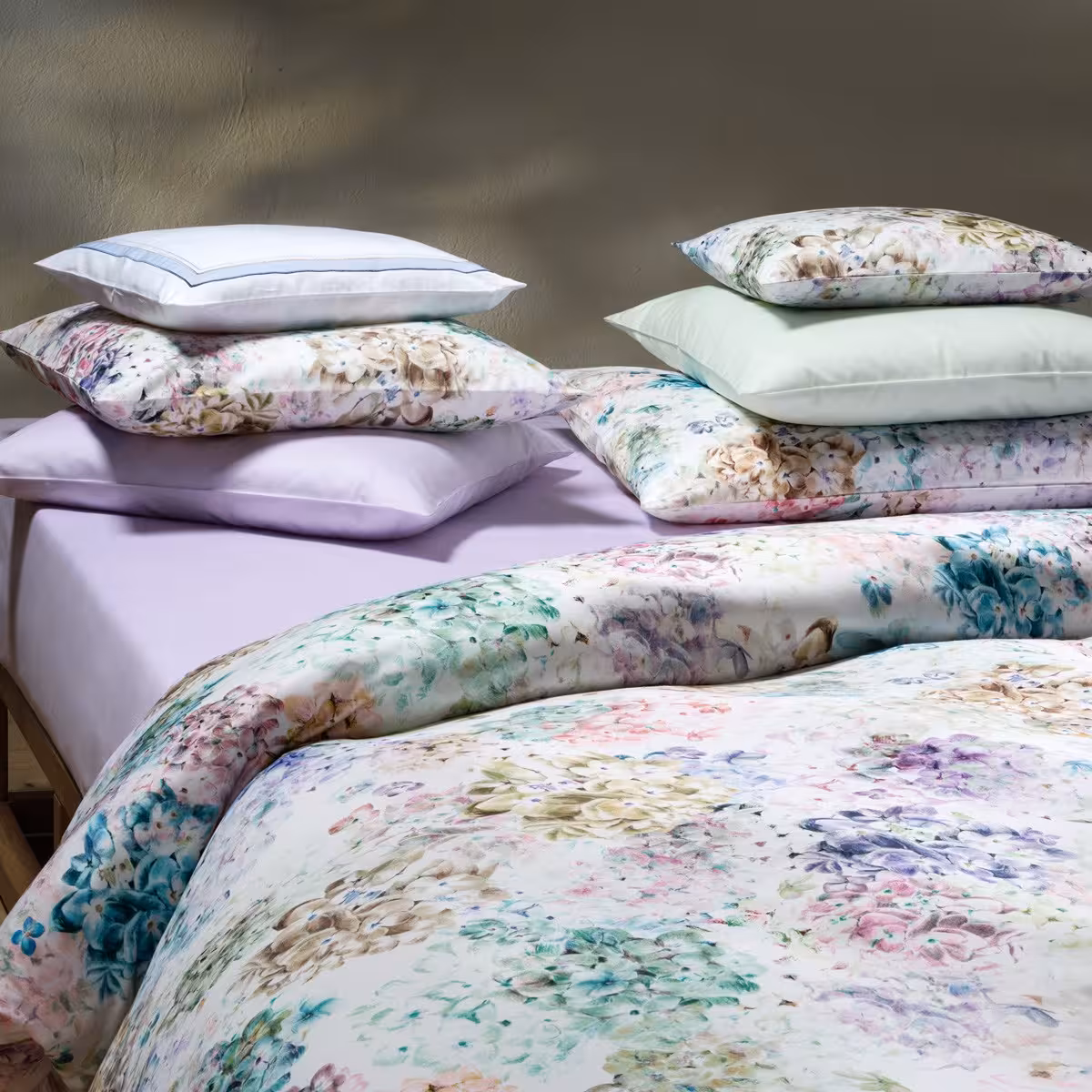 Bettwäsche, Floral Muster, Kissen, Bettdecke, Blumenprint, Bettwäsche Arabella von Christian Fischbacher - Lifestyle