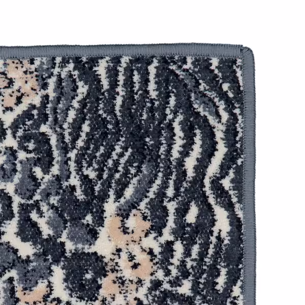 Chenilletuch Animal Blend grau mit Leomuster Detailö