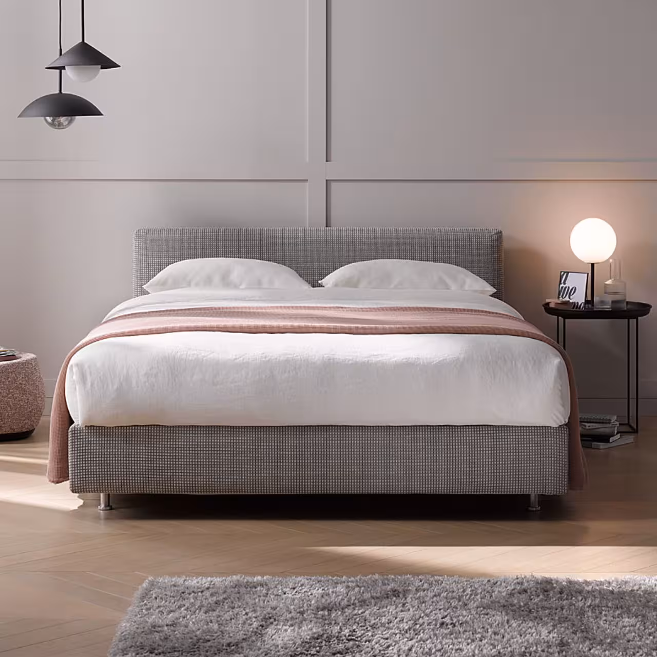 Polsterbett Cube in Schlafzimmer 