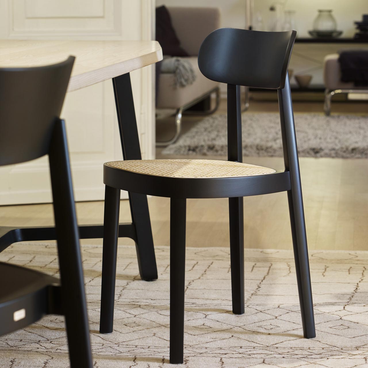 THONET - Holzstuhl "118 High Gloss"