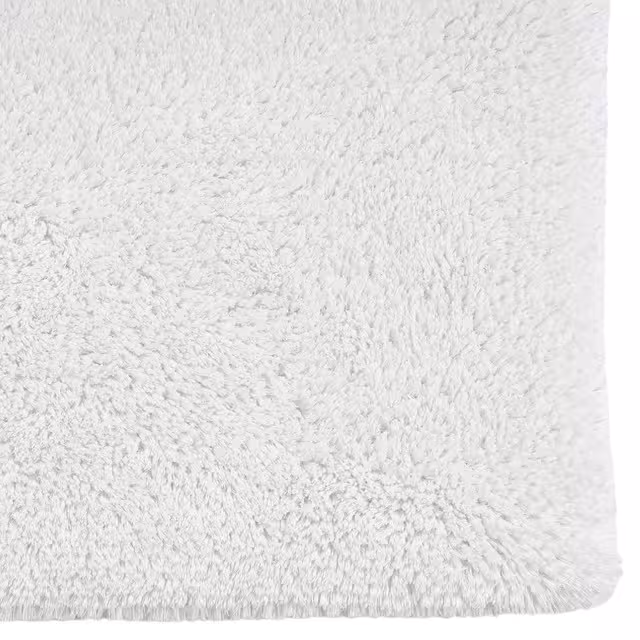 Badteppich Shag weiß auf weiß Detail
