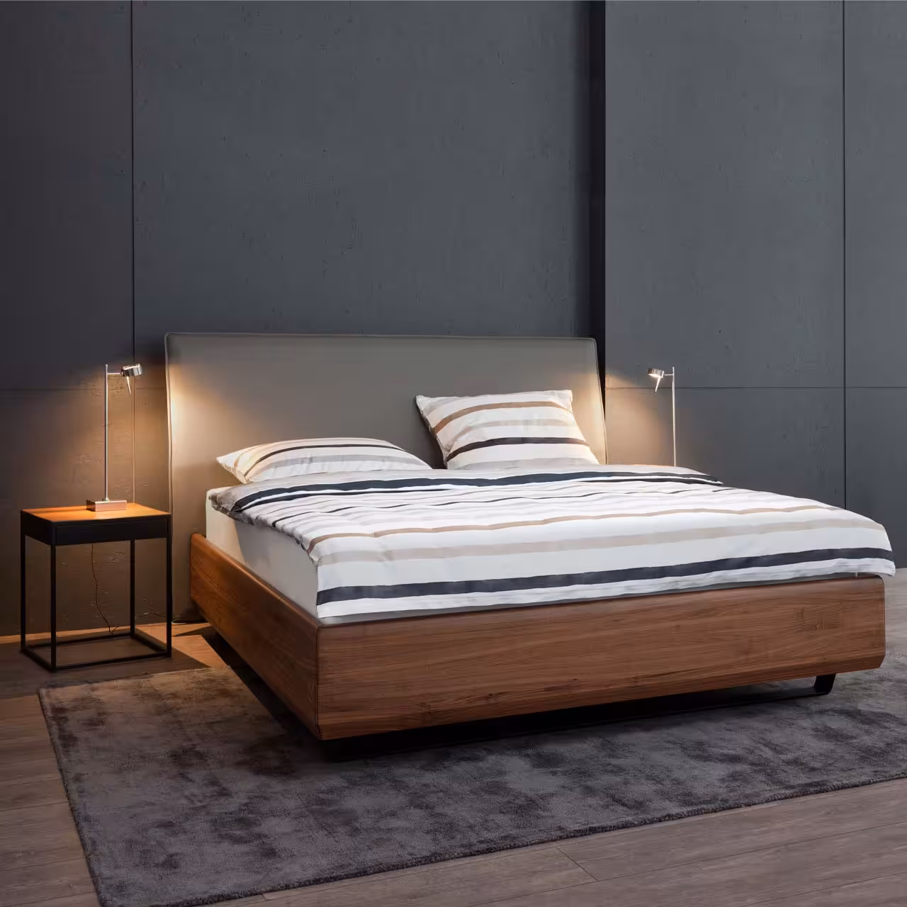 Holzbett Supra braun in Schlafzimmer