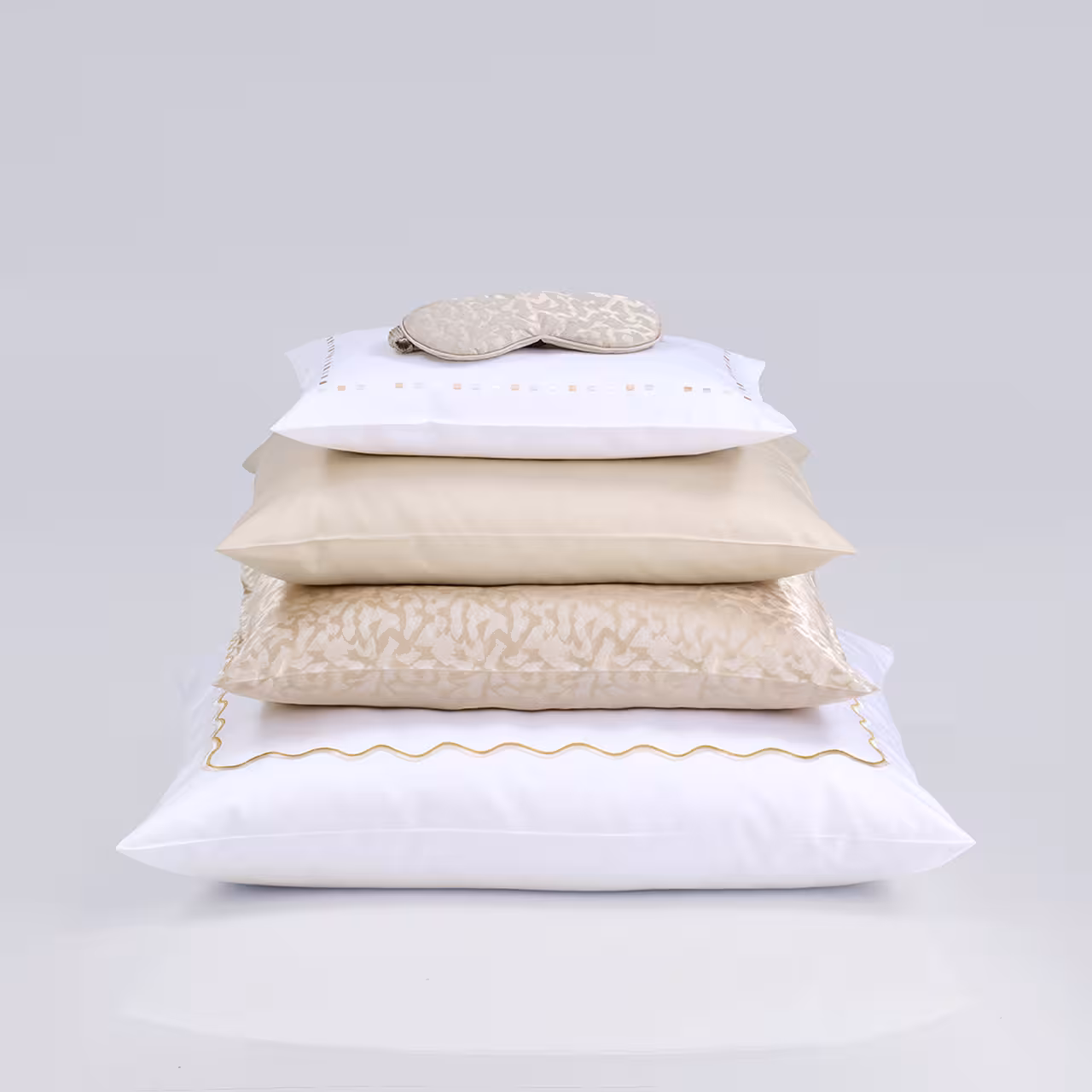 Kissen, Bettwäsche, Beige, Stoffkissen, Kissenstapel, 