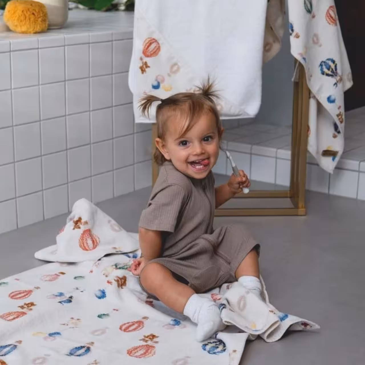 Baby, Babykleidung, Onesie, Tuchdecke, Haare Zopf, 