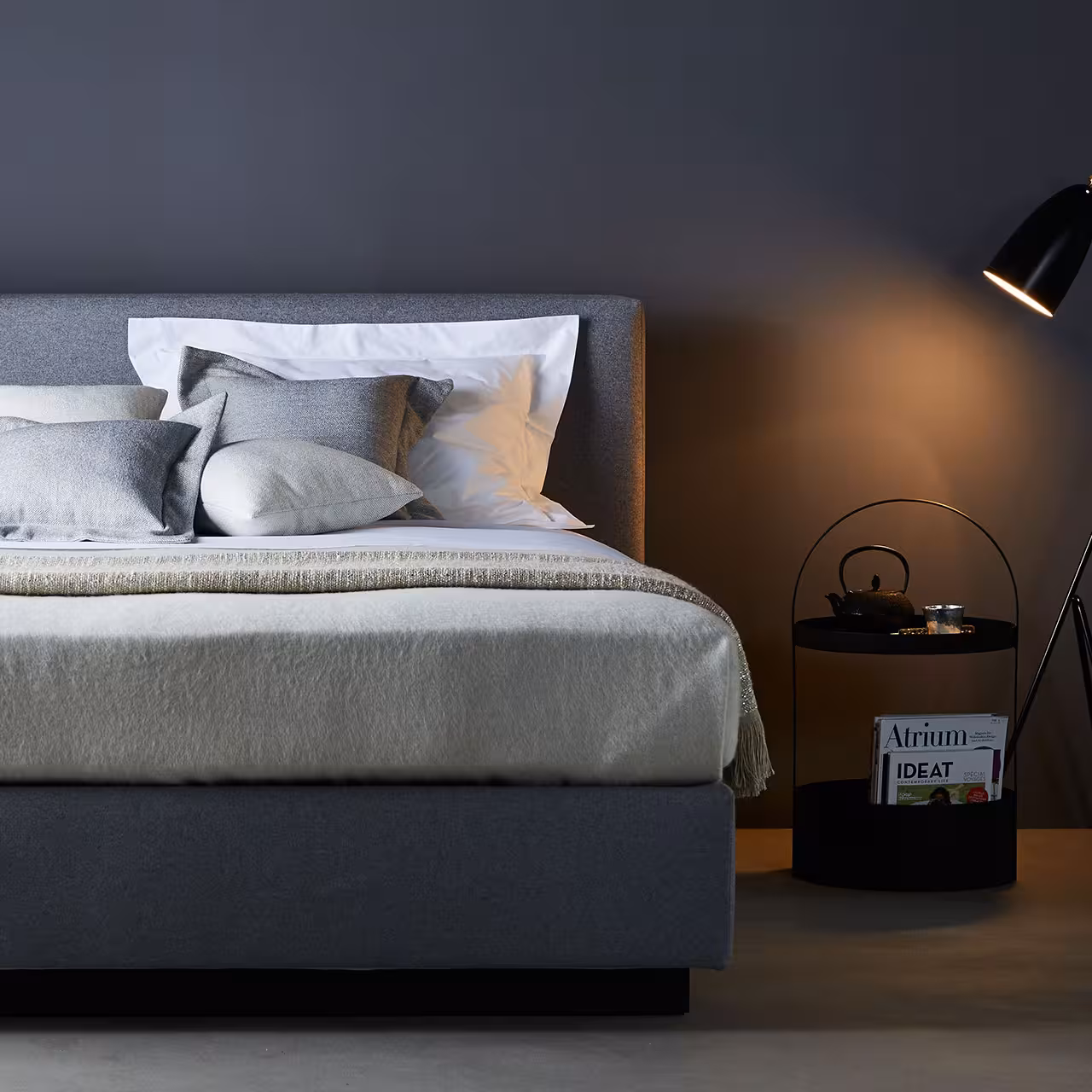 Polsterbett Como grau in Schlafzimmer