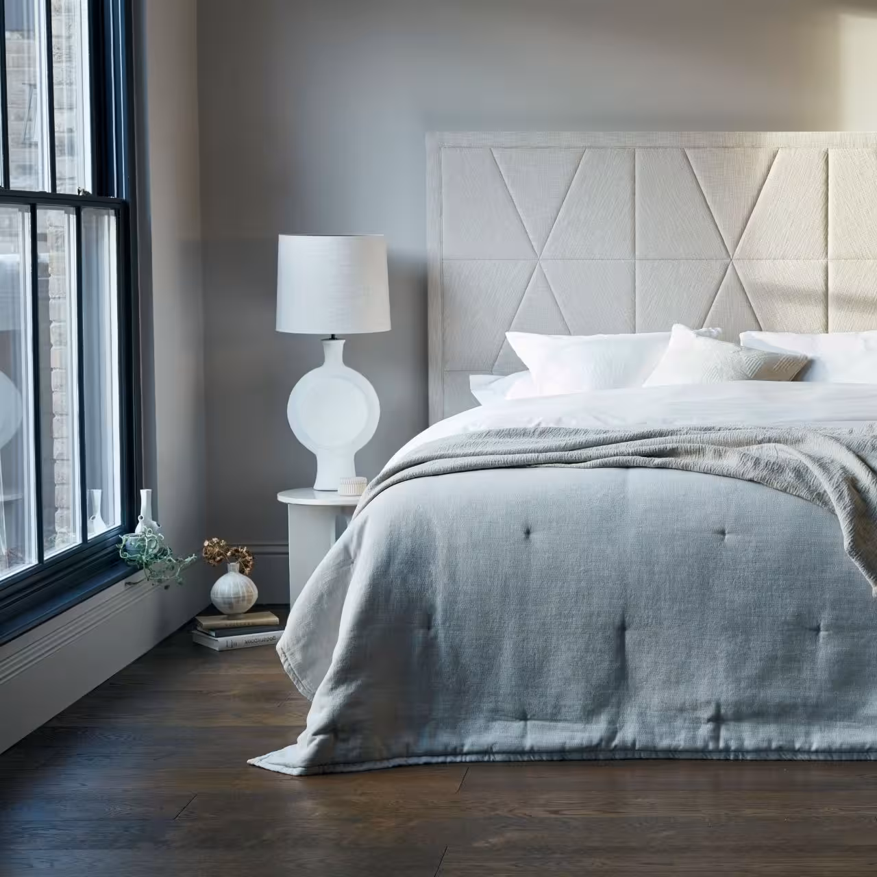 Bett Berkeley mit Kopteil beige in Schlafzimmer