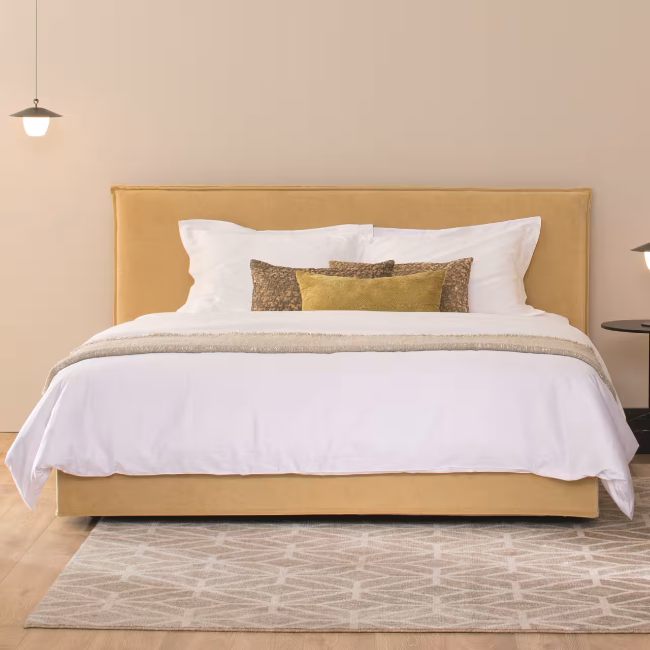 Polsterbett Origins Mind gelb in Schlafzimmer beige