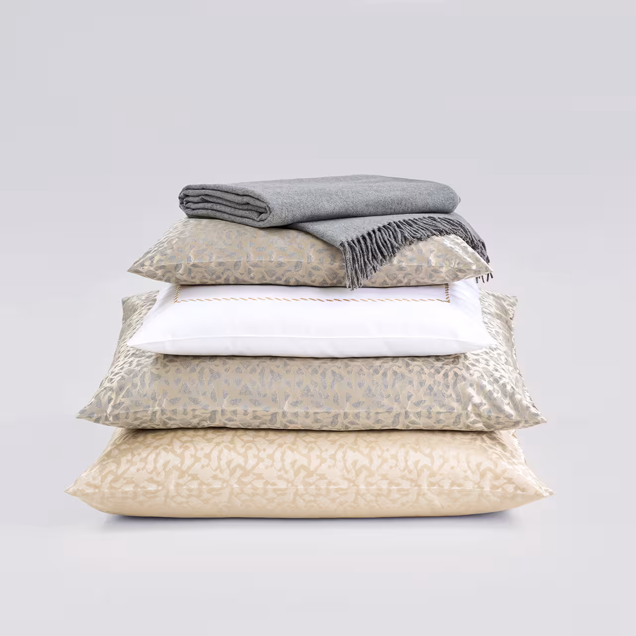 Kissen, Bettwäsche, Beige, Stoffkissen, Kissenstapel, 