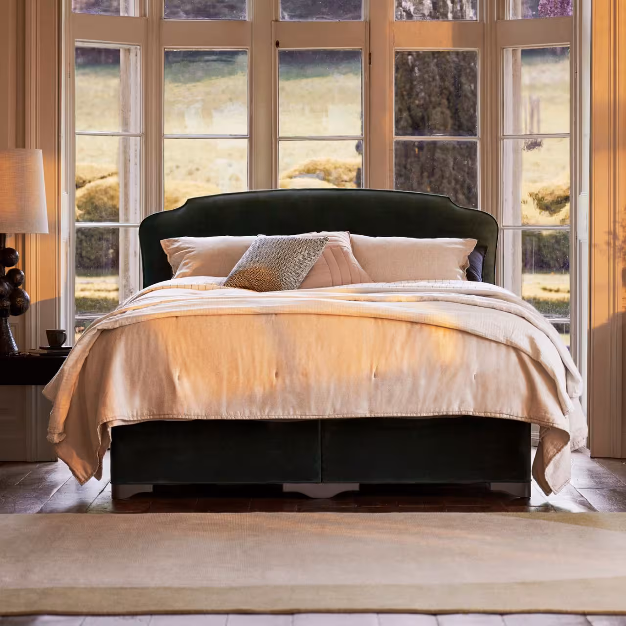 Polsterbett Eccleston ganzes Bett in Schlafzimmer