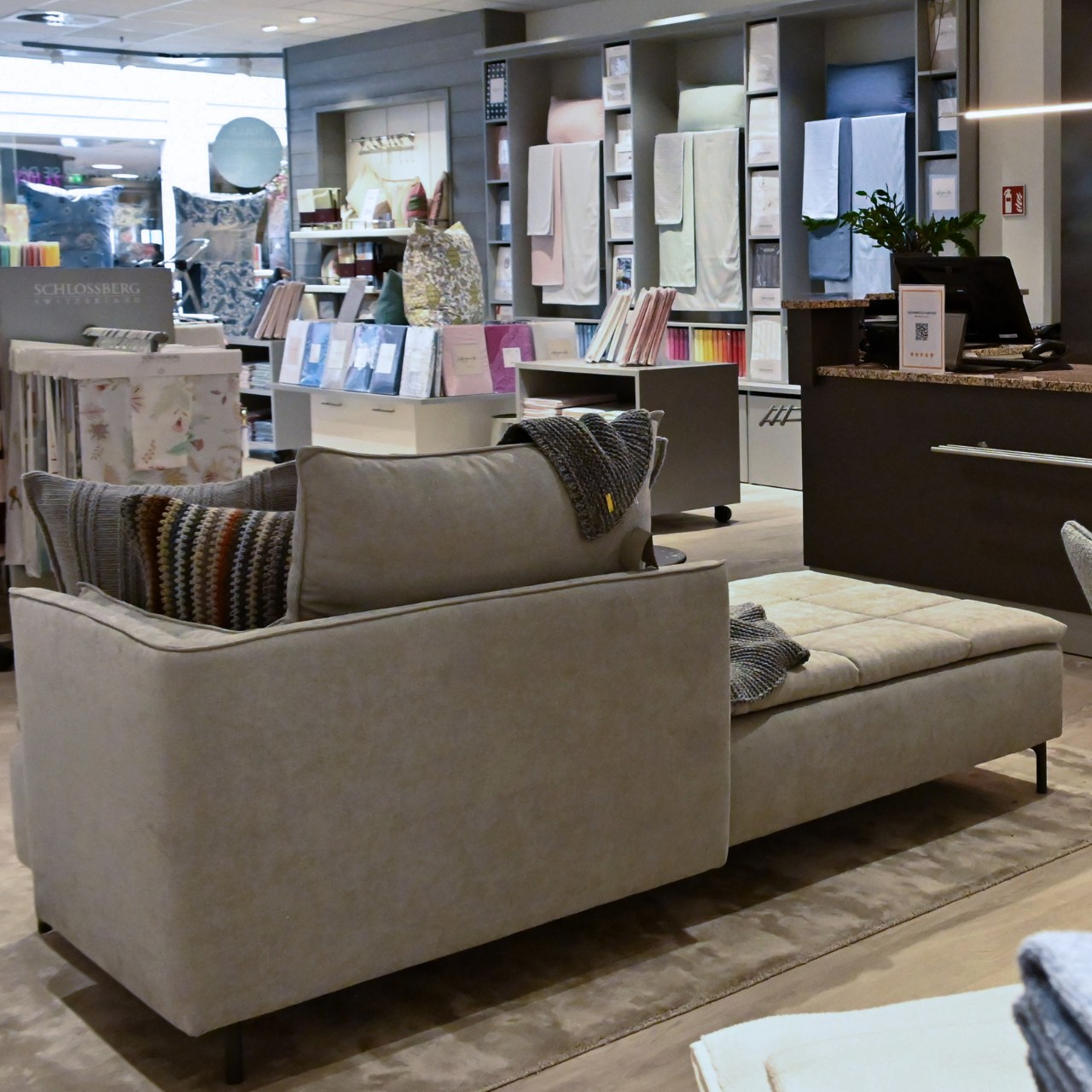 Sofa, Wohnzimmermöbel, Stoffsofa, Couch, Sessel/Chaiselongue, 