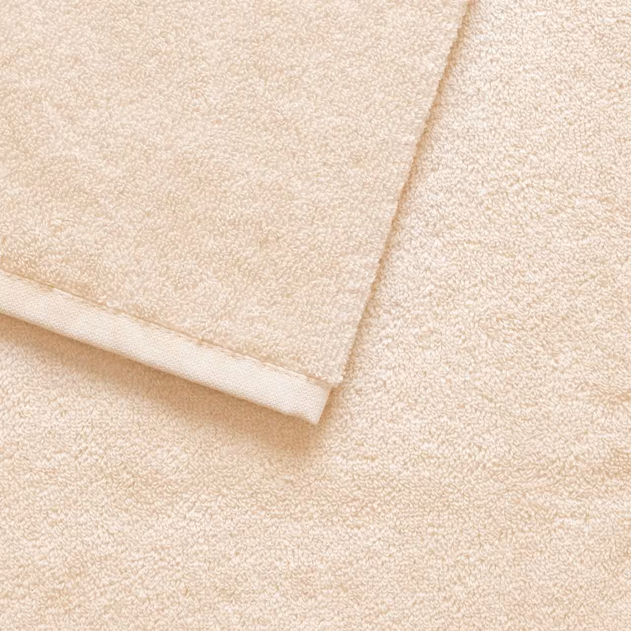000008726903 - 247 ivory