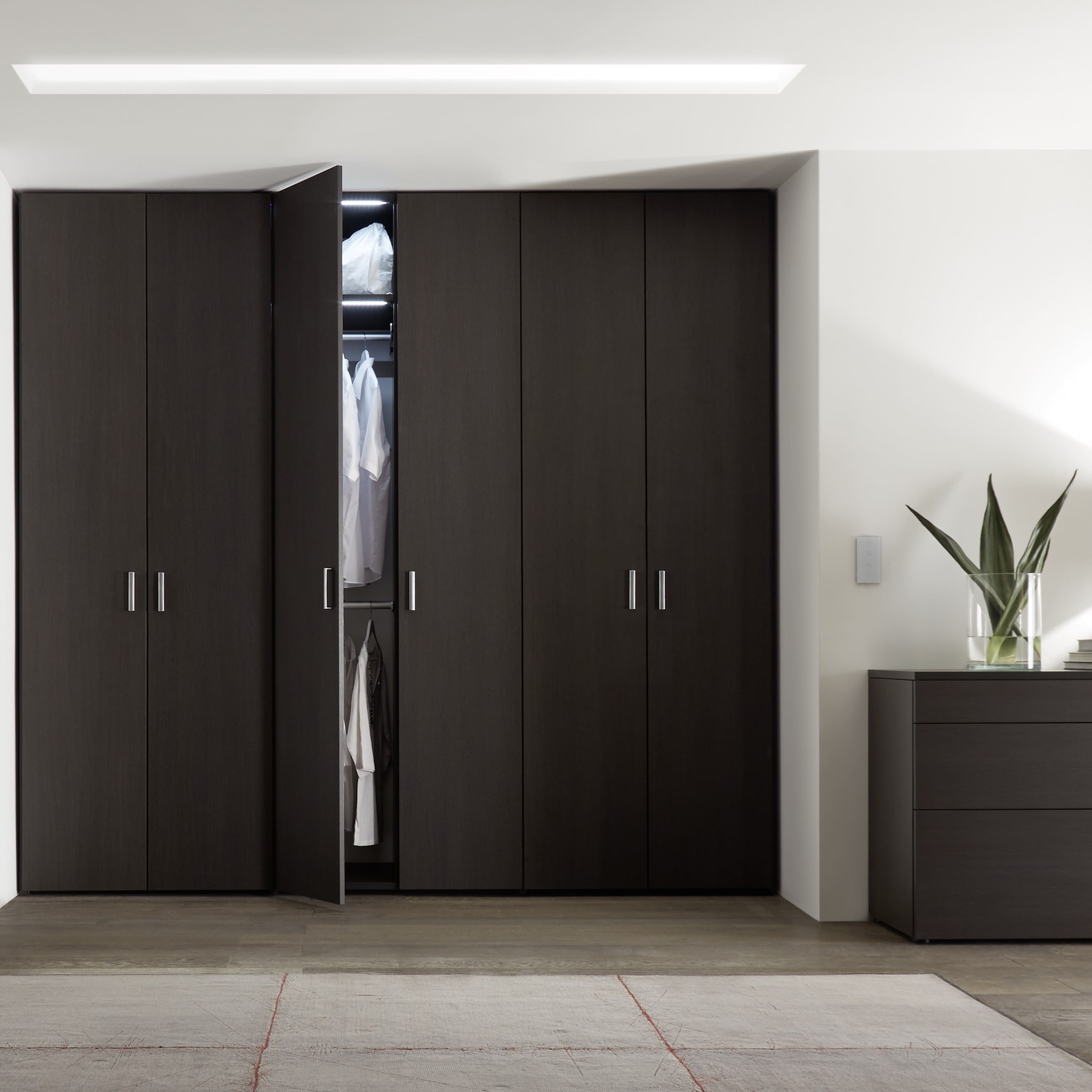 ARS NOVA Collection - Kleiderschrank "BETA light"