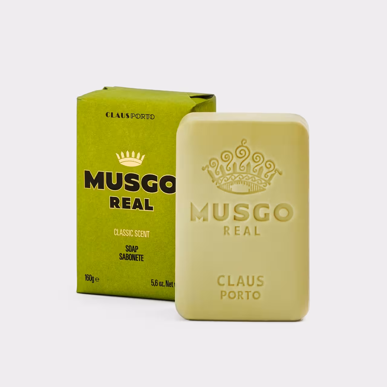 Seife Musgo Real Verpackung grün gold mit Seifenstück in hellgrün