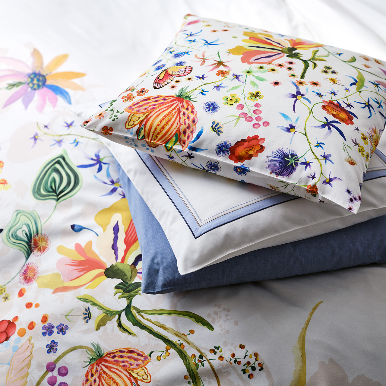 Kissen, Kissenbezug, Blumenmuster, Bettwäsche, Seidenpapier-Optik, 